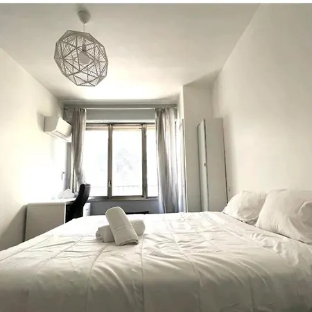 Апартаменты - Promenade Des Anglais - Climatise, 4 Pers *